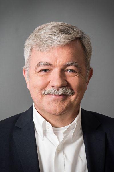 Alexander-Ollig©Wolf-Gaertner.jpg Alexander-Ollig©Wolf-Gaertner.jpg