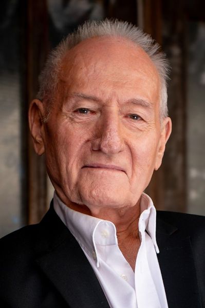 Sepp Schauer Anzug_copy Christof Arnold.jpg
